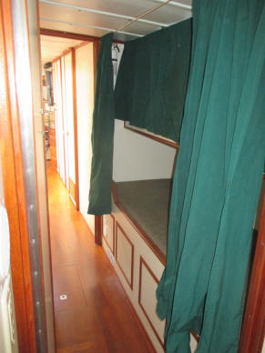 Mid Ship Bunks